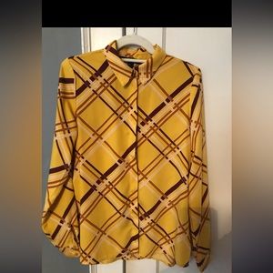 Forever 21 golden mustard‎ button up top